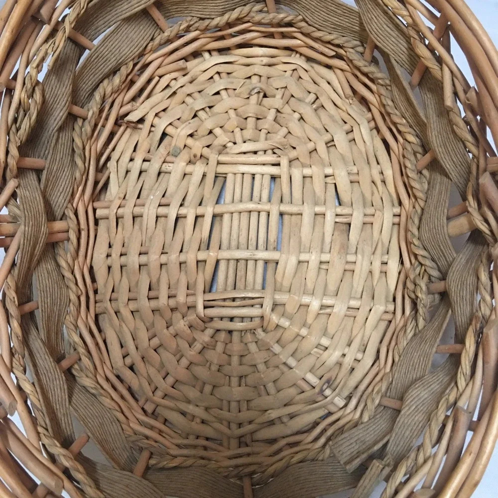 Wicker Basket Medium Tan Oval Willow Woven Handle Rustic Decor Cottagecore